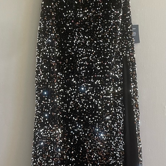 Regal Silver Sequin Velvet Maxi Dress! Never been worn. - Picture 12 of 12